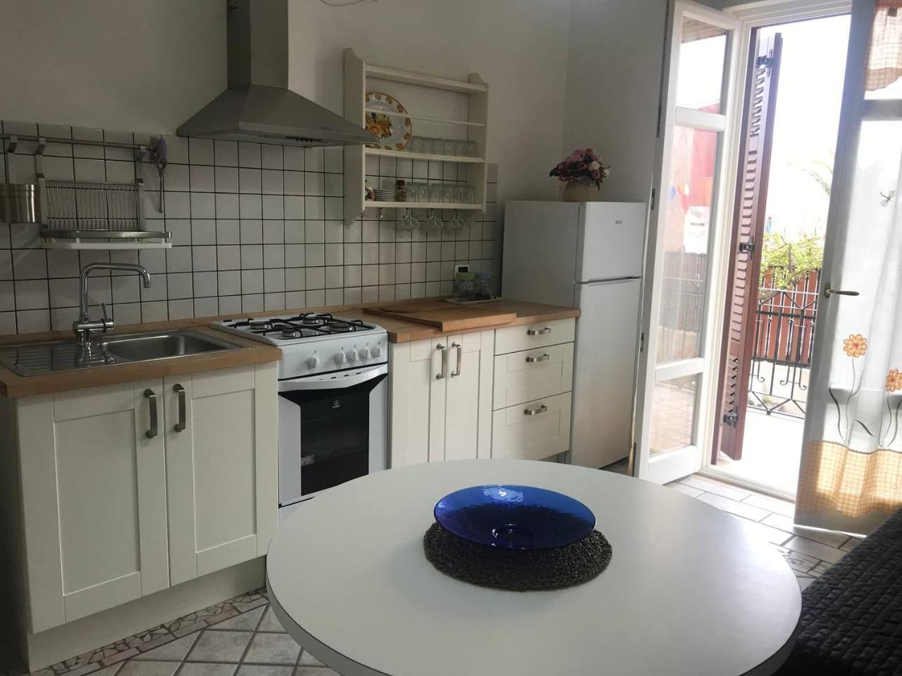 אבולה Casa Vacanze Borgo Marinaro מראה חיצוני תמונה