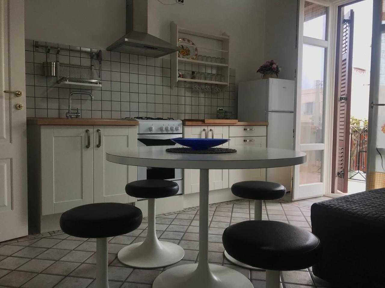 אבולה Casa Vacanze Borgo Marinaro מראה חיצוני תמונה